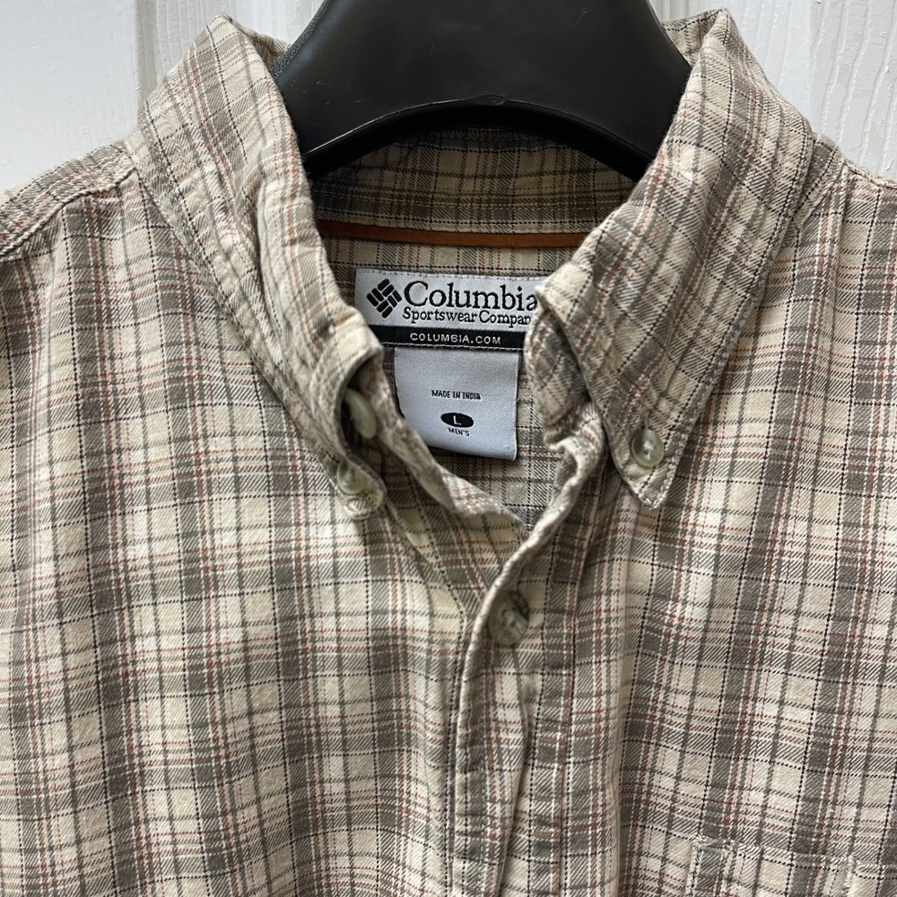 Columbia Sportswear Men's‎ Large Long Sleeve Button Up Brown Plaid Shirt